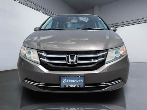 Used 2017 Honda Odyssey SE image 9