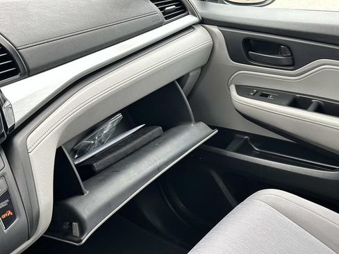 Used 2020 Honda Odyssey EX image 32