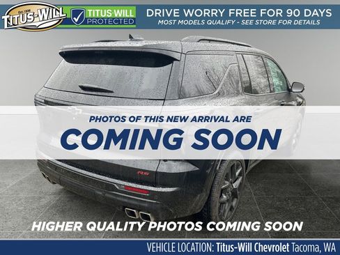Used 2024 Chevrolet Traverse RS image 4