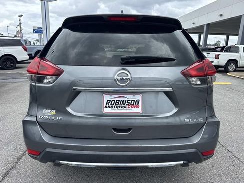 Used 2018 Nissan Rogue SL AWD/4WD image 6