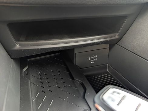 New 2026 Chrysler Pacifica Limited image 34