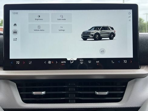 New 2026 Ford Explorer Active w/ Active Comfort Package RWD image 36