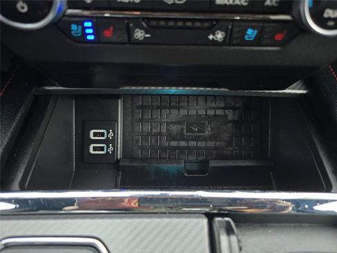 Used 2019 Ford Expedition Max Limited w/ Equipment Group 303A RWD image 28