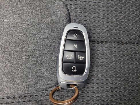 Used 2023 Hyundai Santa Fe SEL AWD/4WD image 32