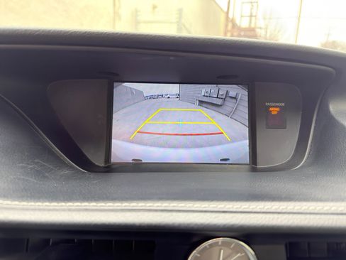 Used 2015 Lexus ES 350 w/ Luxury Package image 14