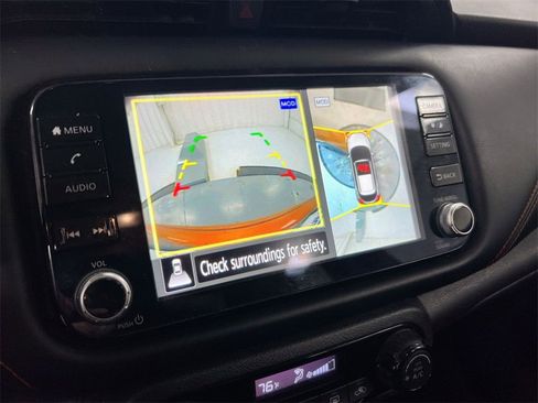 Used 2021 Nissan Kicks SR image 15