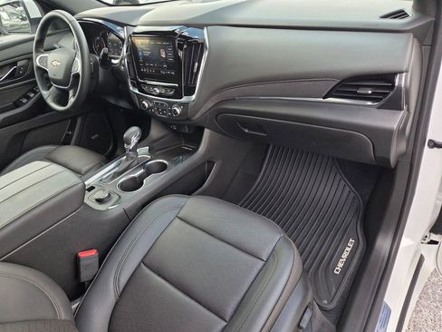 Used 2023 Chevrolet Traverse High Country FWD image 20
