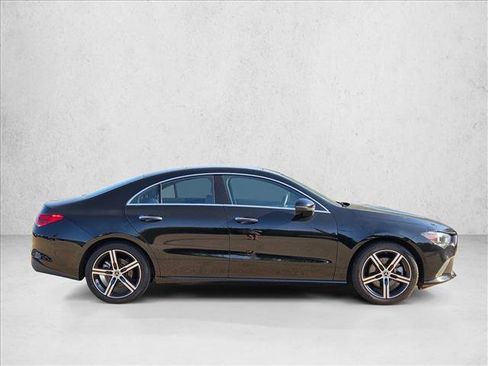 Used 2023 Mercedes-Benz CLA 250 image 4