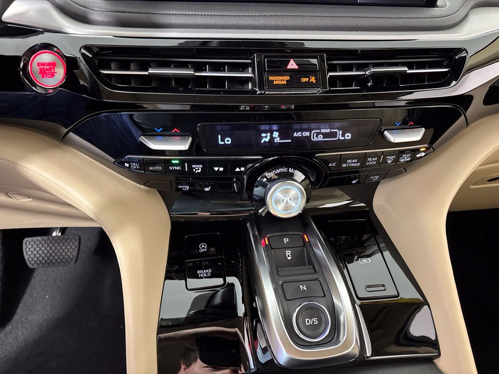 Certified 2026 Acura MDX w/ Technology Package FWD image 38