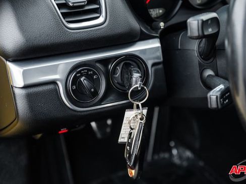 Used 2013 Porsche Boxster RWD image 46