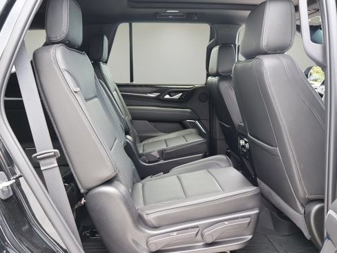 Used 2022 GMC Yukon Denali AWD/4WD image 22
