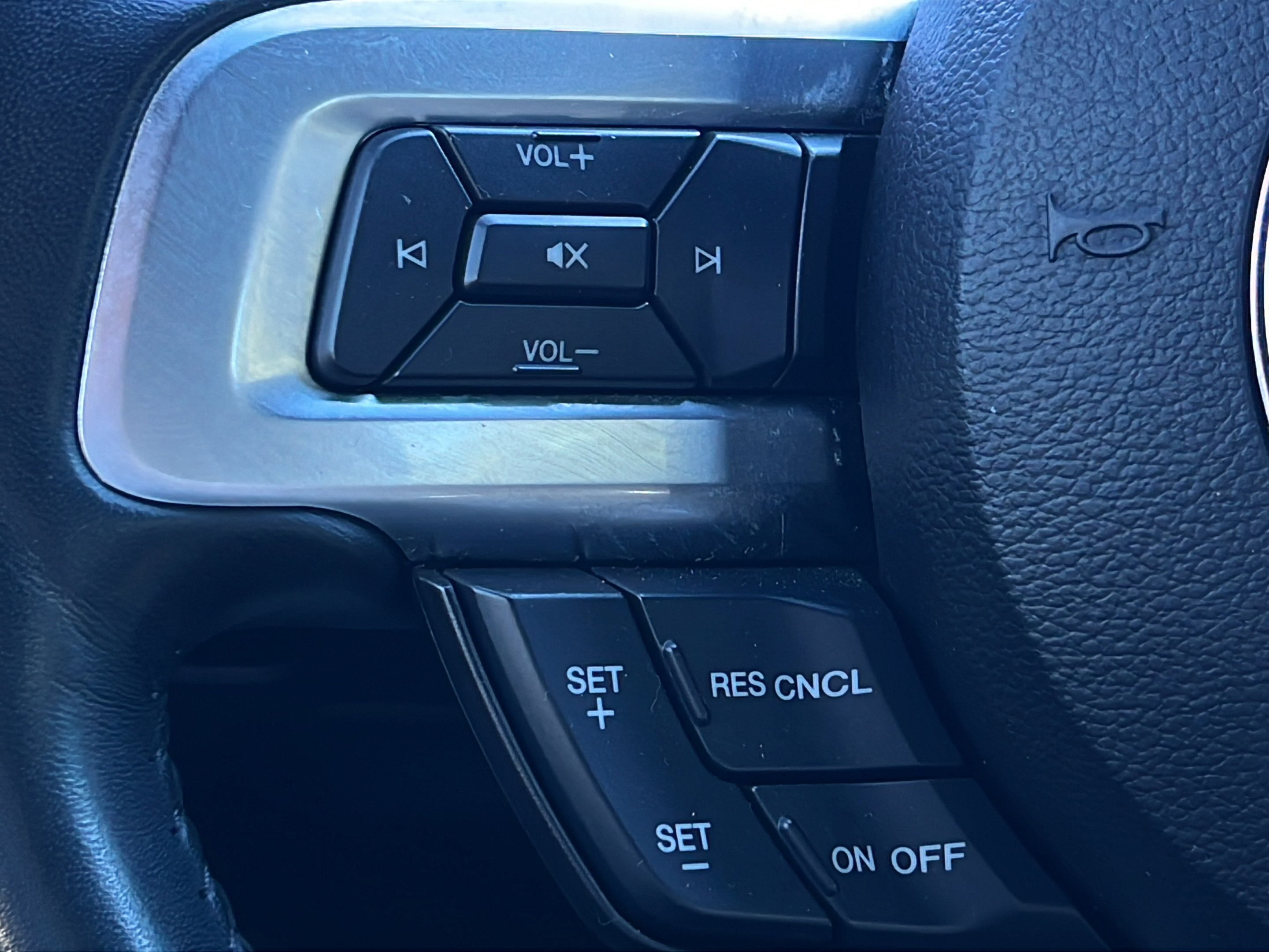 Used 2018 Ford Mustang GT RWD image 17