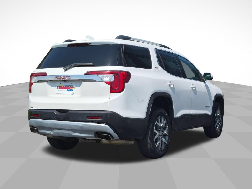 Used 2023 GMC Acadia SLT AWD/4WD image 3