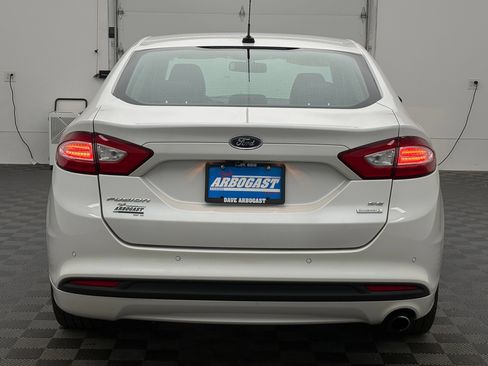 Used 2016 Ford Fusion SE w/ Equipment Group 202A FWD image 7