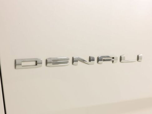 Used 2021 GMC Yukon XL Denali w/ Denali Ultimate Package image 59