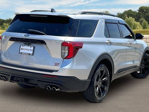 Used 2021 Ford Explorer ST w/ Equipment Group 401A AWD/4WD image 12