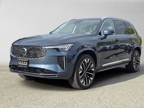 Used 2026 Volvo XC90 B6 Ultra w/ Protection Package AWD/4WD image 7
