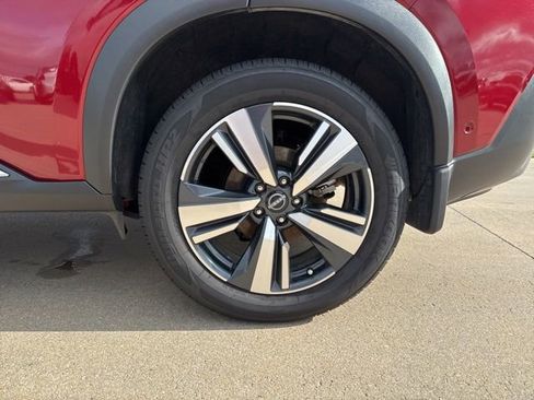 Used 2023 Nissan Rogue SL w/ SL Premium Package FWD image 11