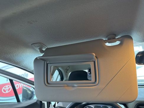 Used 2024 Nissan Versa S FWD image 41