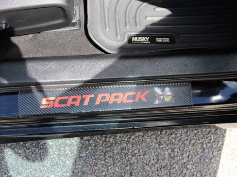 Used 2019 Dodge Charger Scat Pack w/ Dynamics Package RWD image 36