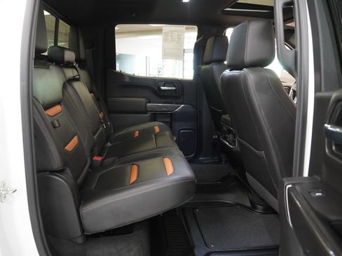 Used 2020 GMC Sierra 1500 AT4 w/ AT4 Premium Package AWD/4WD image 34