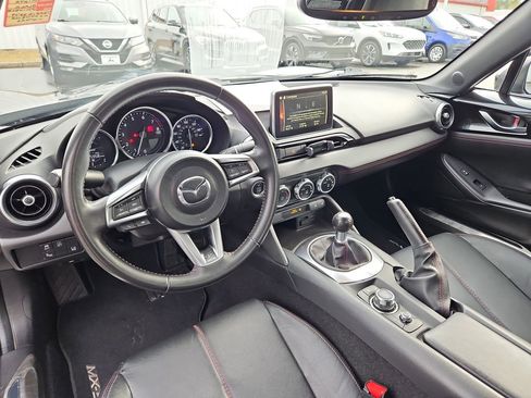 Used 2017 MAZDA MX-5 Miata Grand Touring image 13