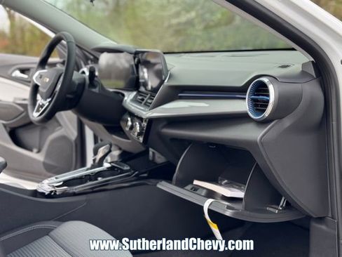 New 2026 Chevrolet Trax LT w/ LT Convenience Package image 18