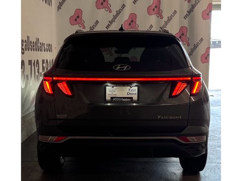 Used 2022 Hyundai Tucson SEL FWD image 11