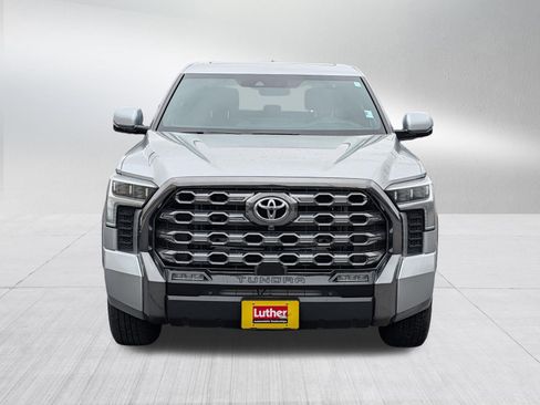 Used 2024 Toyota Tundra Platinum AWD/4WD image 2