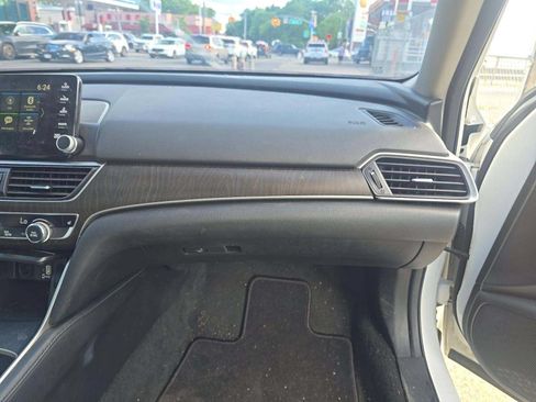 Used 2019 Honda Accord EX-L image 14