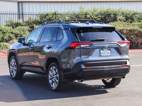 Certified 2023 Toyota RAV4 XLE Premium FWD image 5
