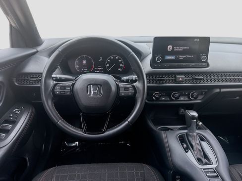 Used 2025 Honda HR-V Sport image 20