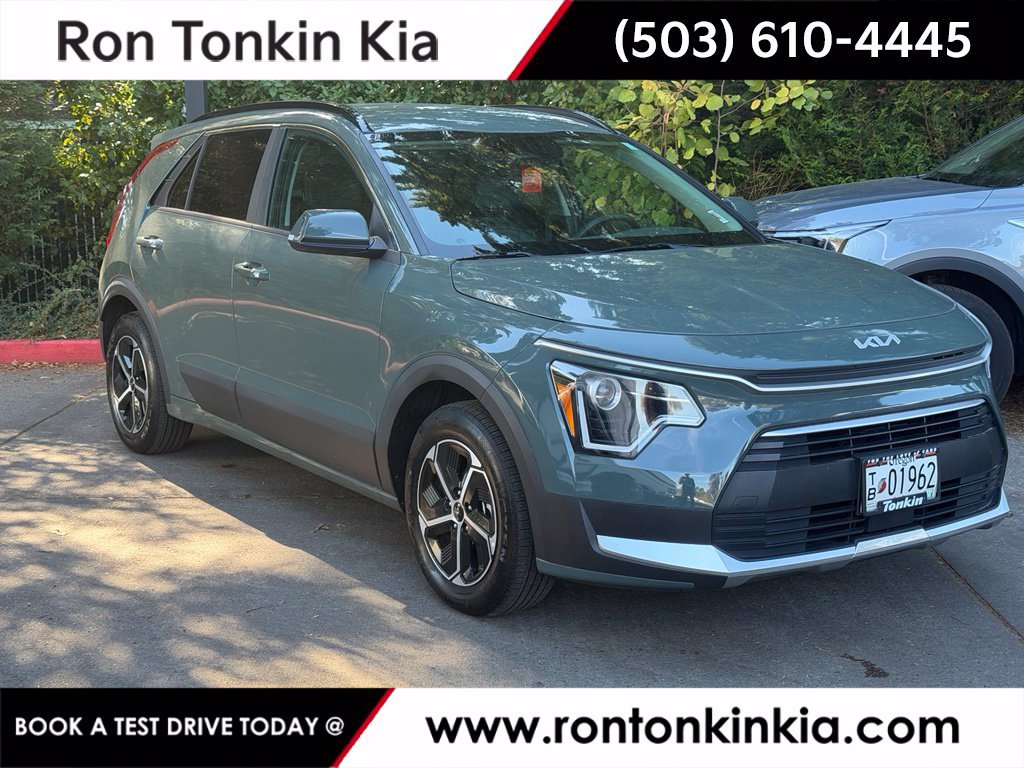 Used 2025 Kia Niro EX FWD image 1