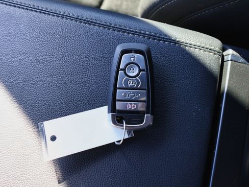 Used 2022 Ford F150 XLT w/ Equipment Group 302A High image 28