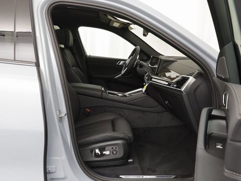 New 2026 BMW X6 M60i image 19