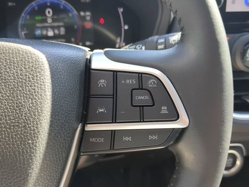 Used 2024 Toyota Grand Highlander Limited image 31