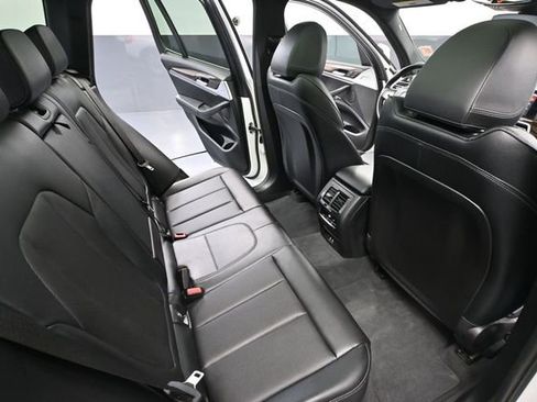 Used 2023 BMW X3 xDrive30i AWD/4WD image 45