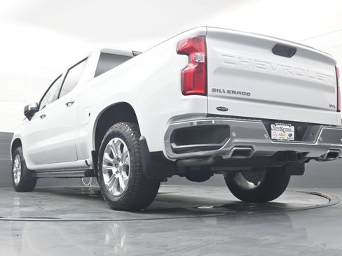 Used 2025 Chevrolet Silverado 1500 LTZ w/ LTZ Premium Package AWD/4WD image 24