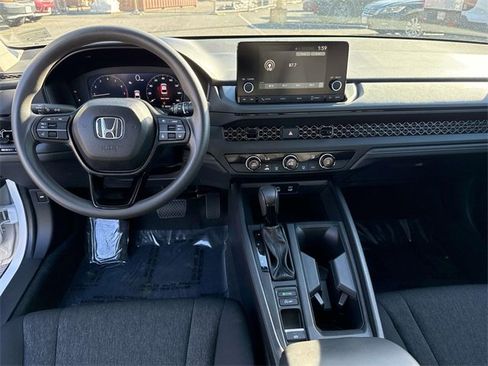 Used 2025 Honda Accord LX image 14