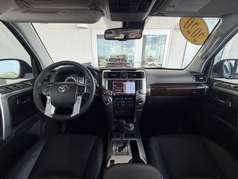 Used 2020 Toyota 4Runner Limited AWD/4WD image 25