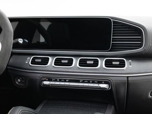 Used 2022 Mercedes-Benz GLS 63 AMG 4MATIC image 18