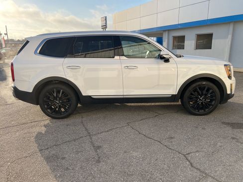 Used 2022 Kia Telluride SX w/ Towing Package image 6