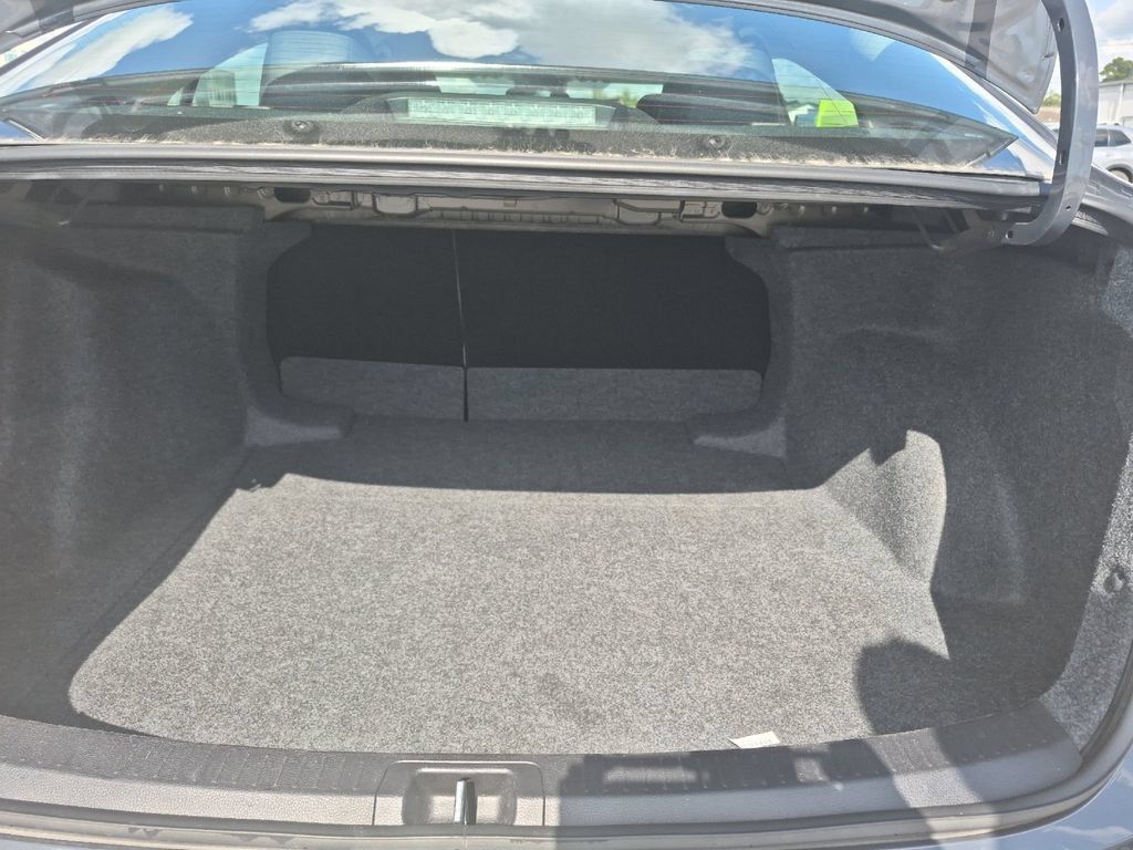Used 2026 Toyota Corolla LE FWD image 15