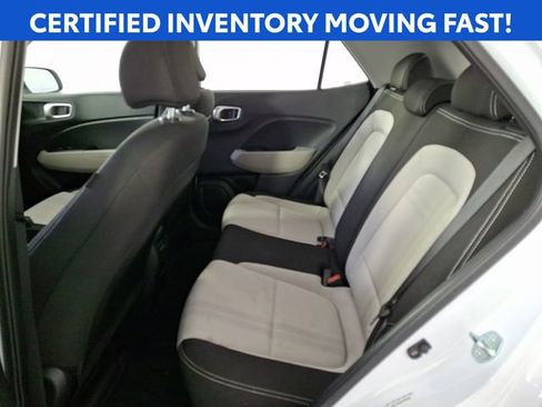 Certified 2025 Hyundai Venue SEL FWD image 12