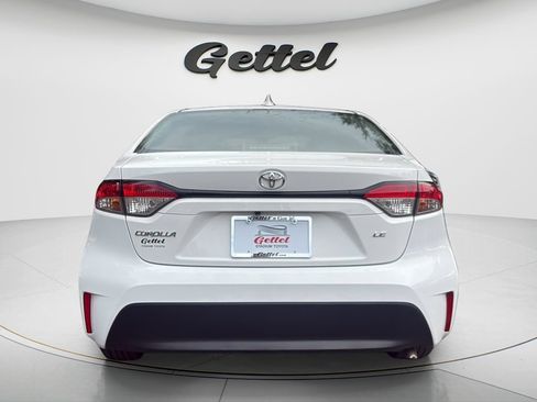Used 2024 Toyota Corolla LE FWD image 6
