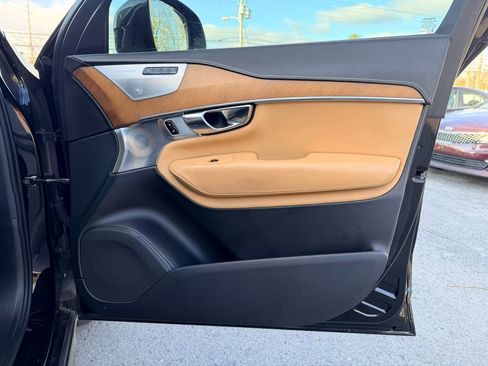 Used 2016 Volvo XC90 T6 image 28