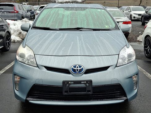 Used 2014 Toyota Prius Two image 2