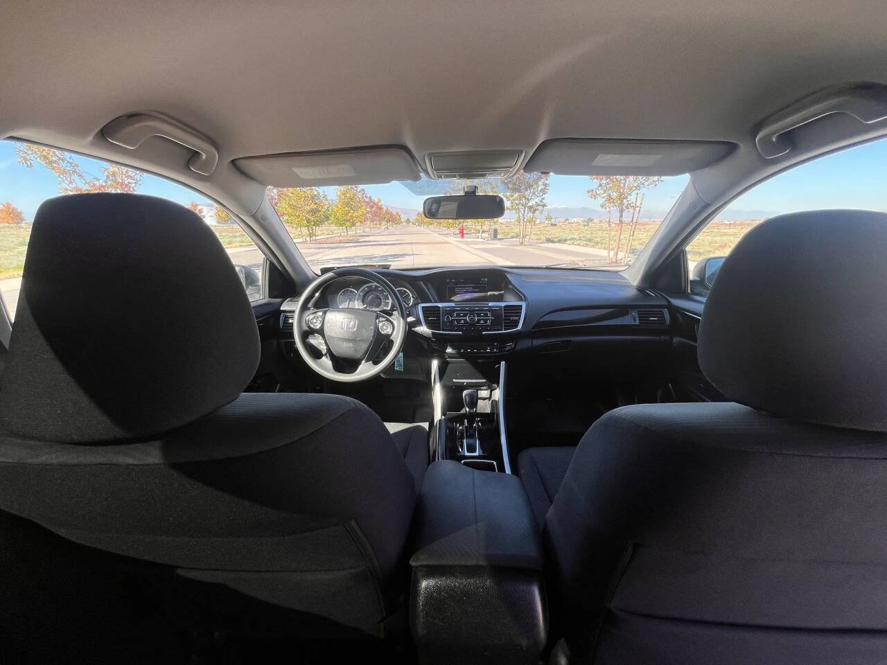 Used 2017 Honda Accord LX image 20