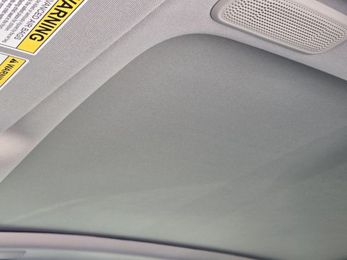 Certified 2025 Acura MDX w/ Technology Package image 33