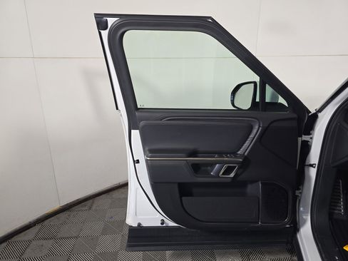 Used 2023 Rivian R1S Adventure image 16